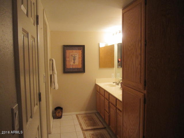 12212 N Paradise Village Parkway, Phoenix, AZ 85032