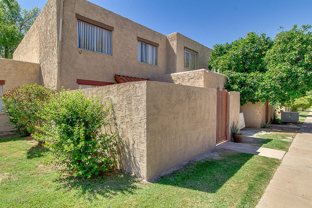 6739 W DEVONSHIRE Avenue, Phoenix, AZ 85033