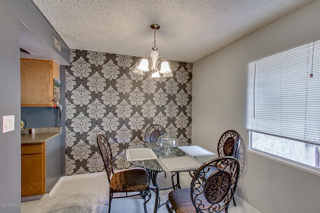 6739 W DEVONSHIRE Avenue, Phoenix, AZ 85033