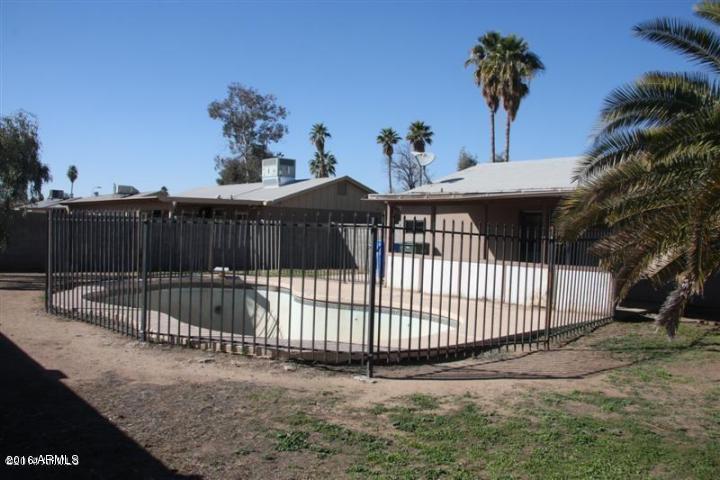 8013 W MINNEZONA Avenue, Phoenix, AZ 85033