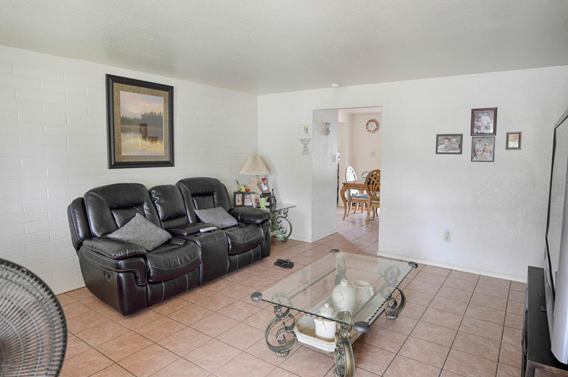 3133 N 81ST Drive, Phoenix, AZ 85033