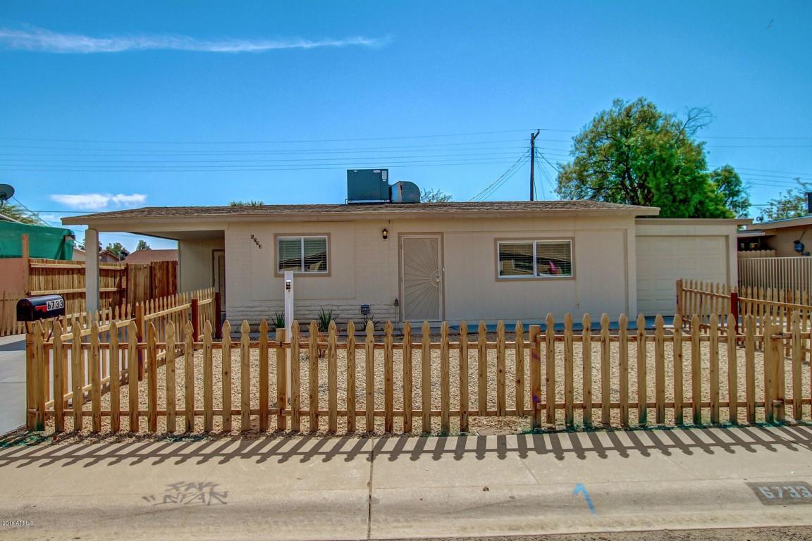 6733 W WOLF Street, Phoenix, AZ 85033