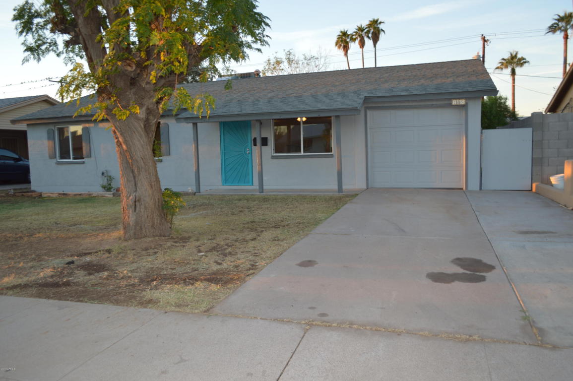 8118 W Earll Drive, Phoenix, AZ 85033