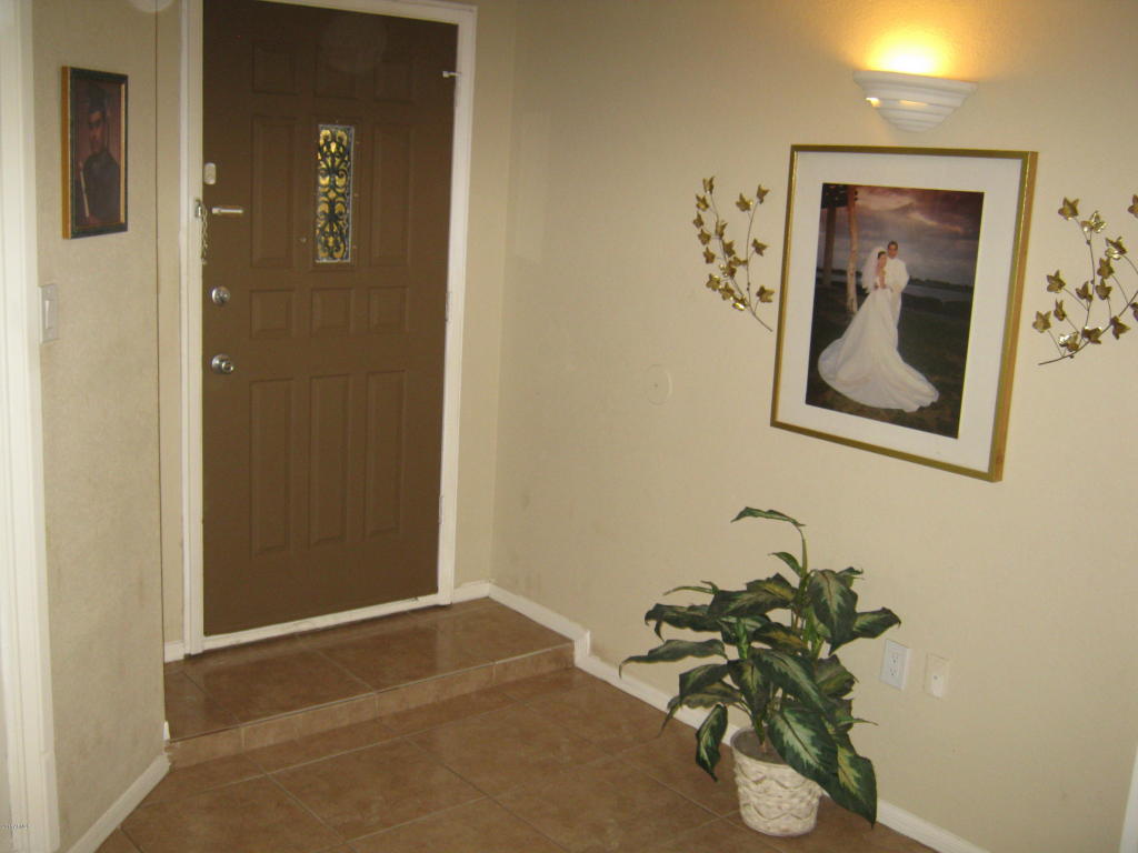 7959 W MEADOWBROOK Avenue, Phoenix, AZ 85033