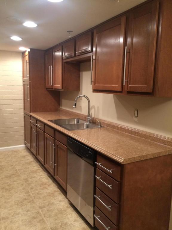 6821 W DEVONSHIRE Avenue, Phoenix, AZ 85033