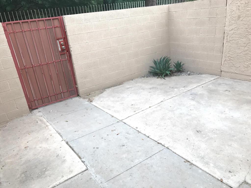 6821 W DEVONSHIRE Avenue, Phoenix, AZ 85033