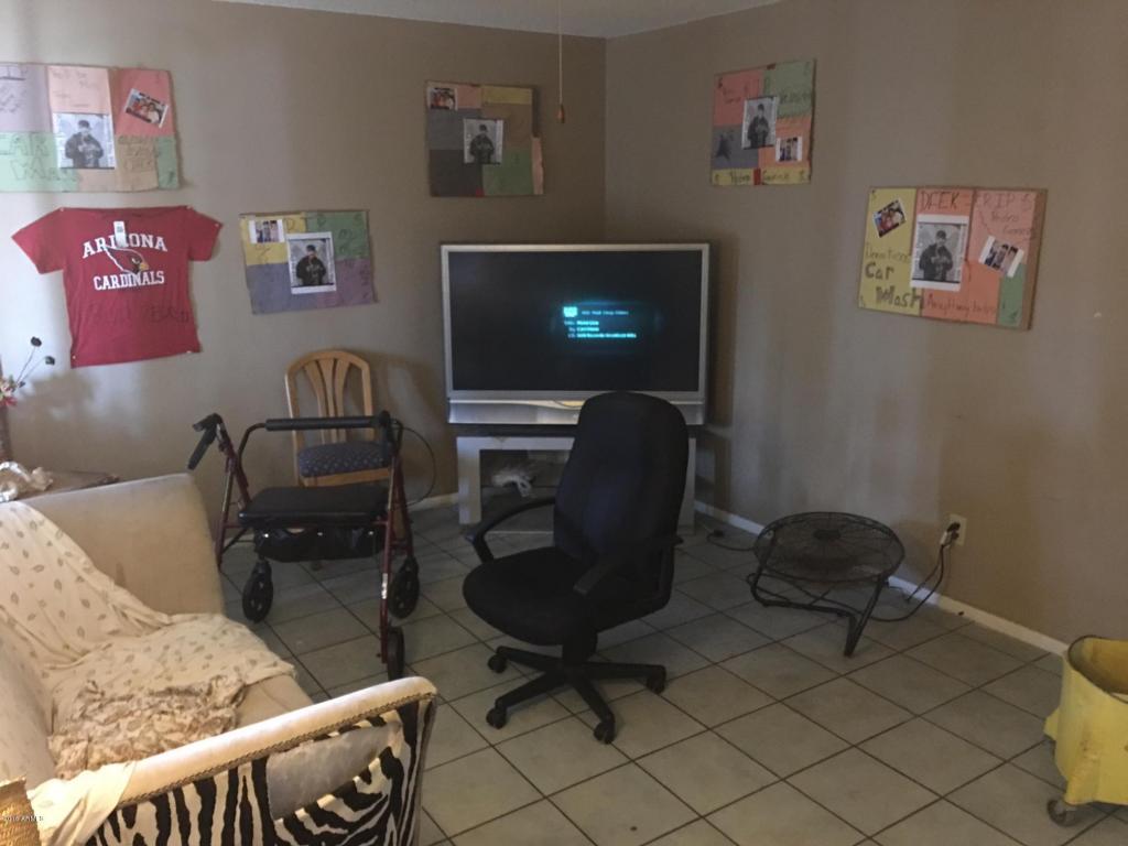 4809 W monte vista Road, Phoenix, AZ 85035