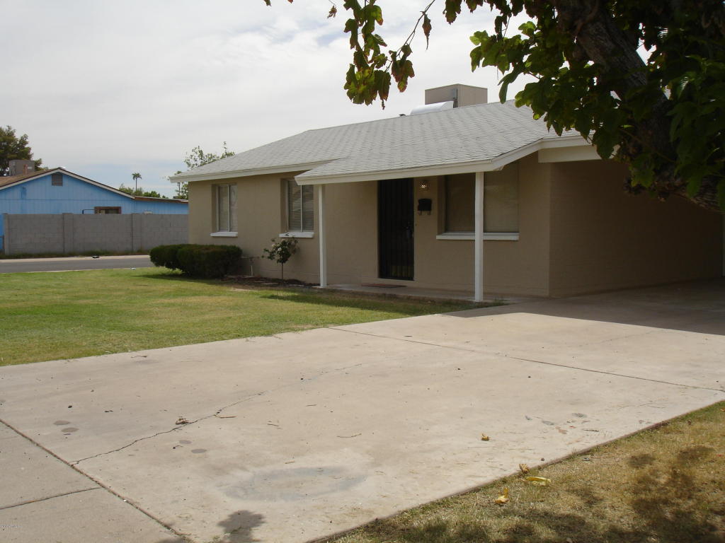 5601 W BERKELEY Road, Phoenix, AZ 85035