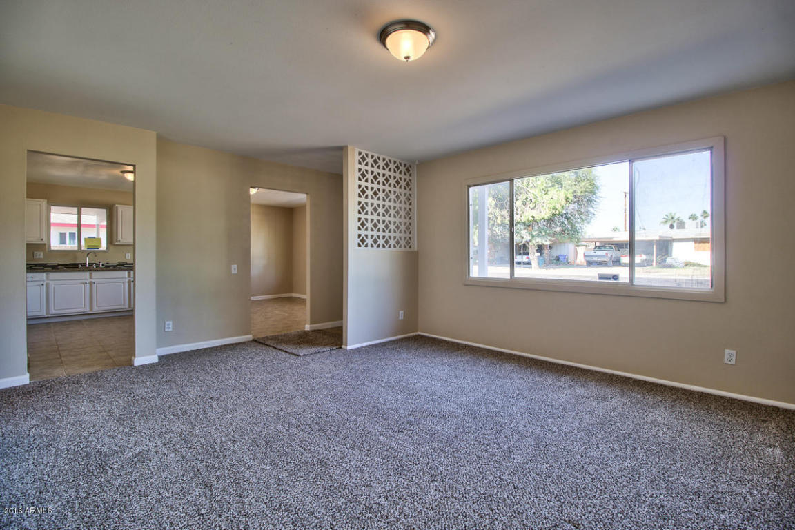 5235 W CAMBRIDGE Avenue, Phoenix, AZ 85035