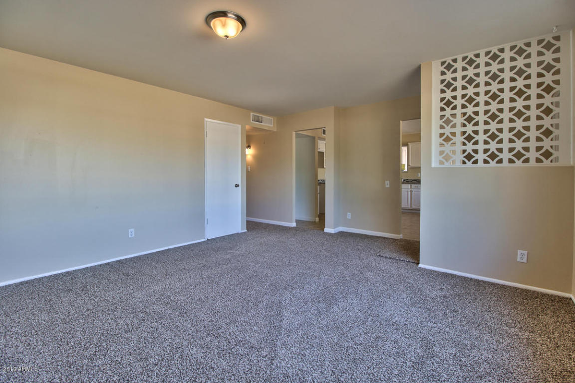 5235 W CAMBRIDGE Avenue, Phoenix, AZ 85035