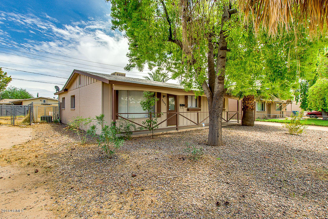 2233 N 48TH Lane, Phoenix, AZ 85035