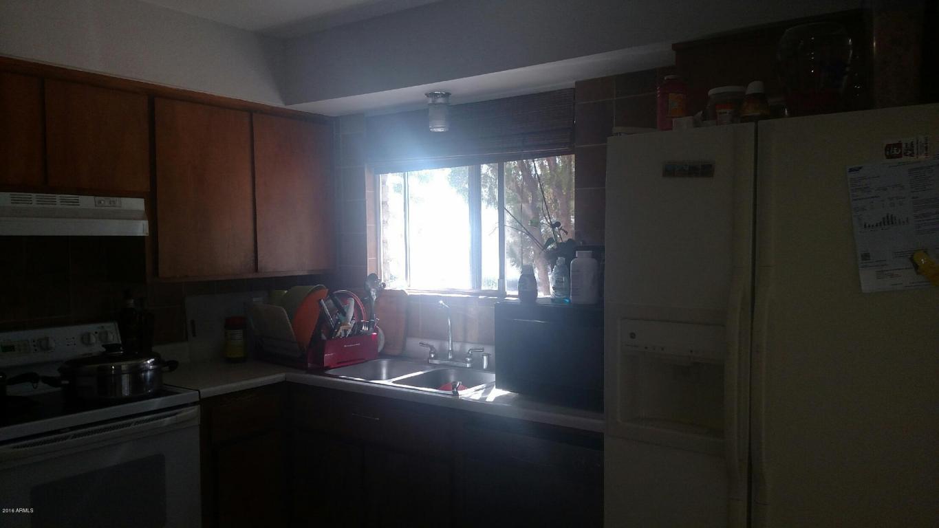 8432 W CLARENDON Avenue, Phoenix, AZ 85037