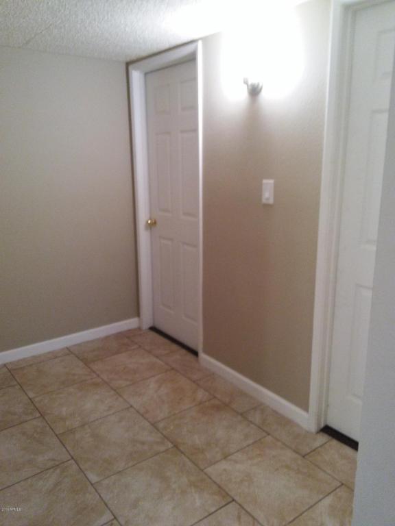 8623 W MITCHELL Drive, Phoenix, AZ 85037