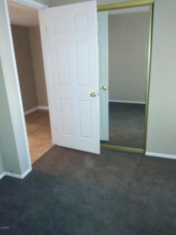 8623 W MITCHELL Drive, Phoenix, AZ 85037