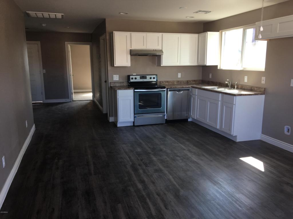 1005 E CHIPMAN Road, Phoenix, AZ 85040