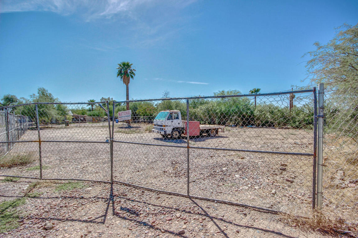 413 E SOUTHERN Avenue, Phoenix, AZ 85040