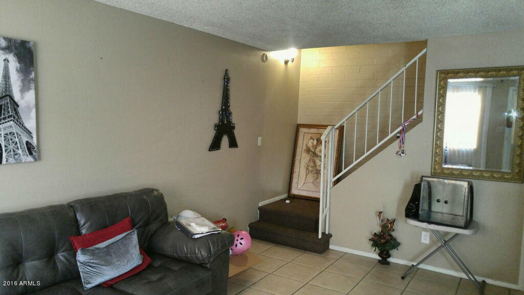 4475 E WOOD Street, Phoenix, AZ 85040