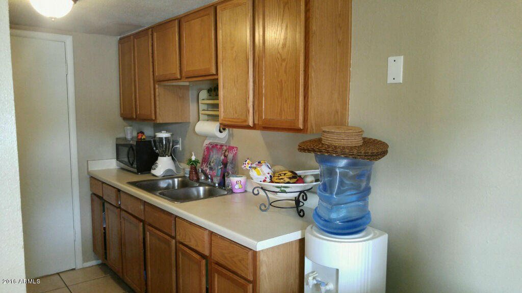 4475 E WOOD Street, Phoenix, AZ 85040