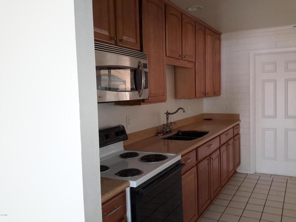 1737 W PECAN Road, Phoenix, AZ 85041