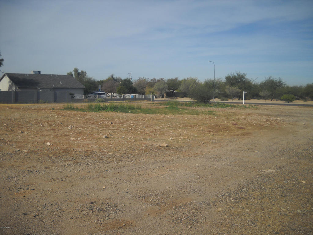 901 W DOBBINS Road, Phoenix, AZ 85041