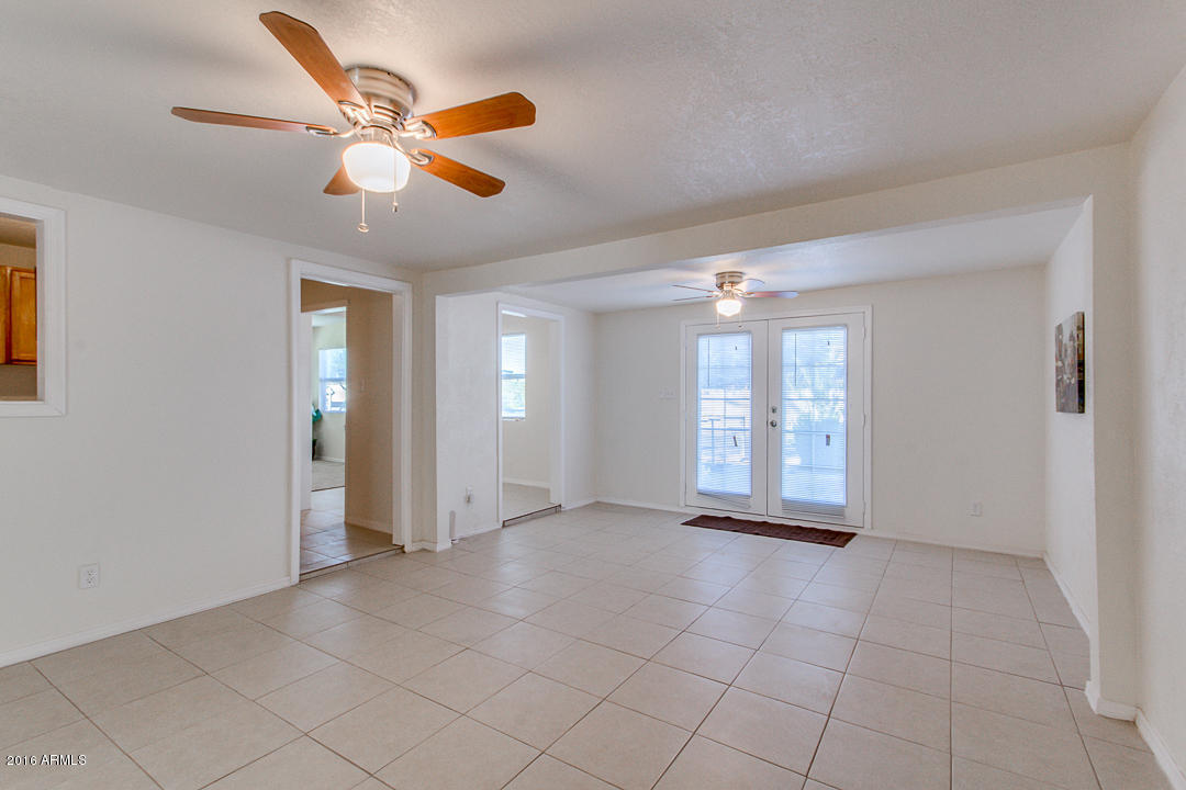 6201 S 7TH Avenue, Phoenix, AZ 85041