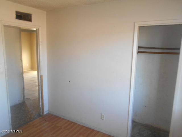 701 E SOUTH MOUNTAIN Avenue, Phoenix, AZ 85042
