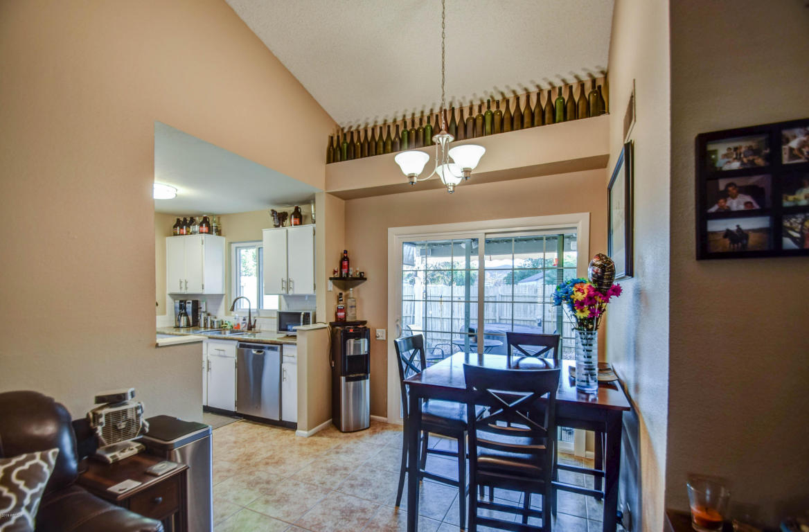 4237 E CARSON Road, Phoenix, AZ 85042