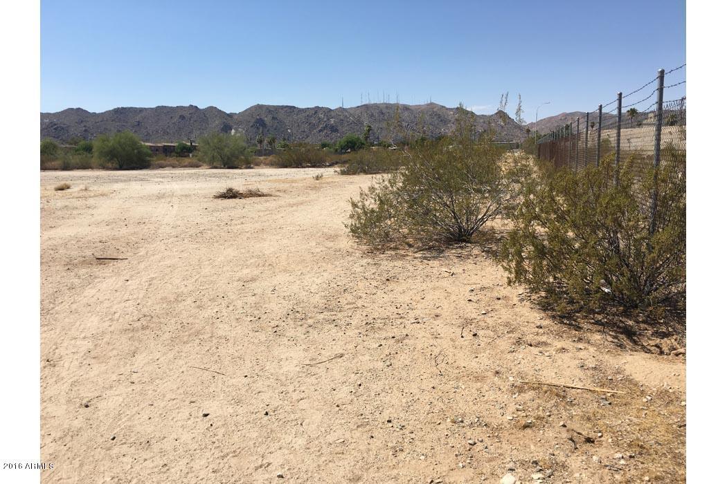 8212 S CENTRAL Avenue, Phoenix, AZ 85042