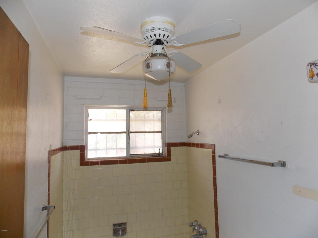 2335 E BURGESS Lane, Phoenix, AZ 85042