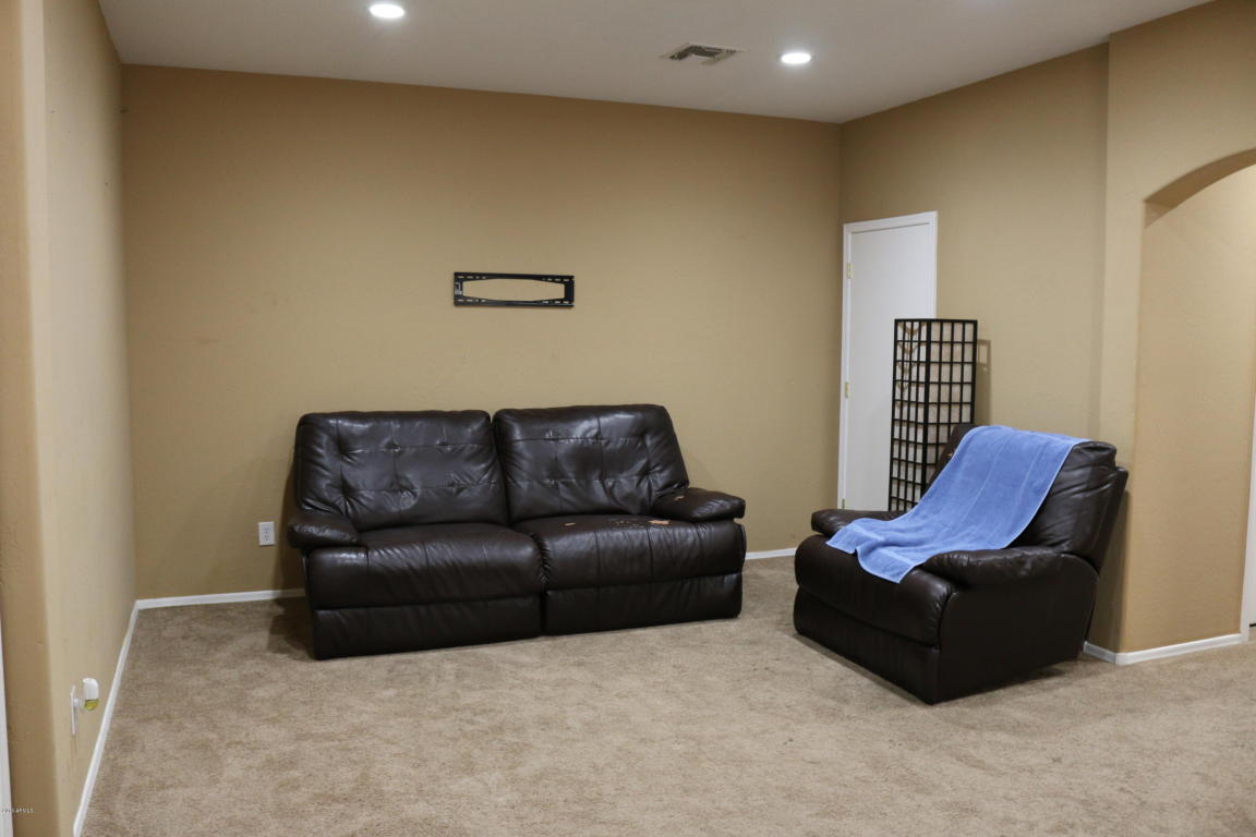 5337 W WARNER Street, Phoenix, AZ 85043