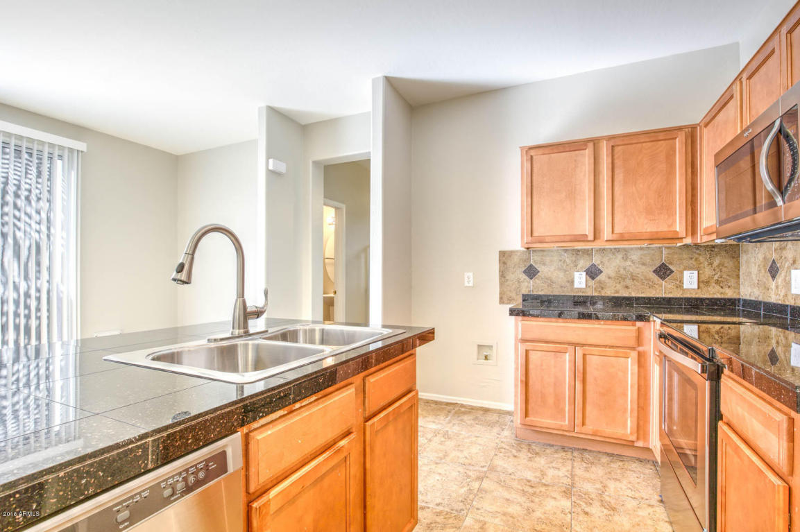 423 N 66th Drive, Phoenix, AZ 85043