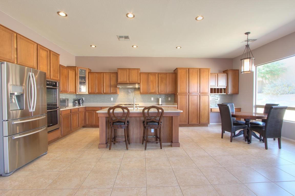 2706 W ASHURST Drive, Phoenix, AZ 85045