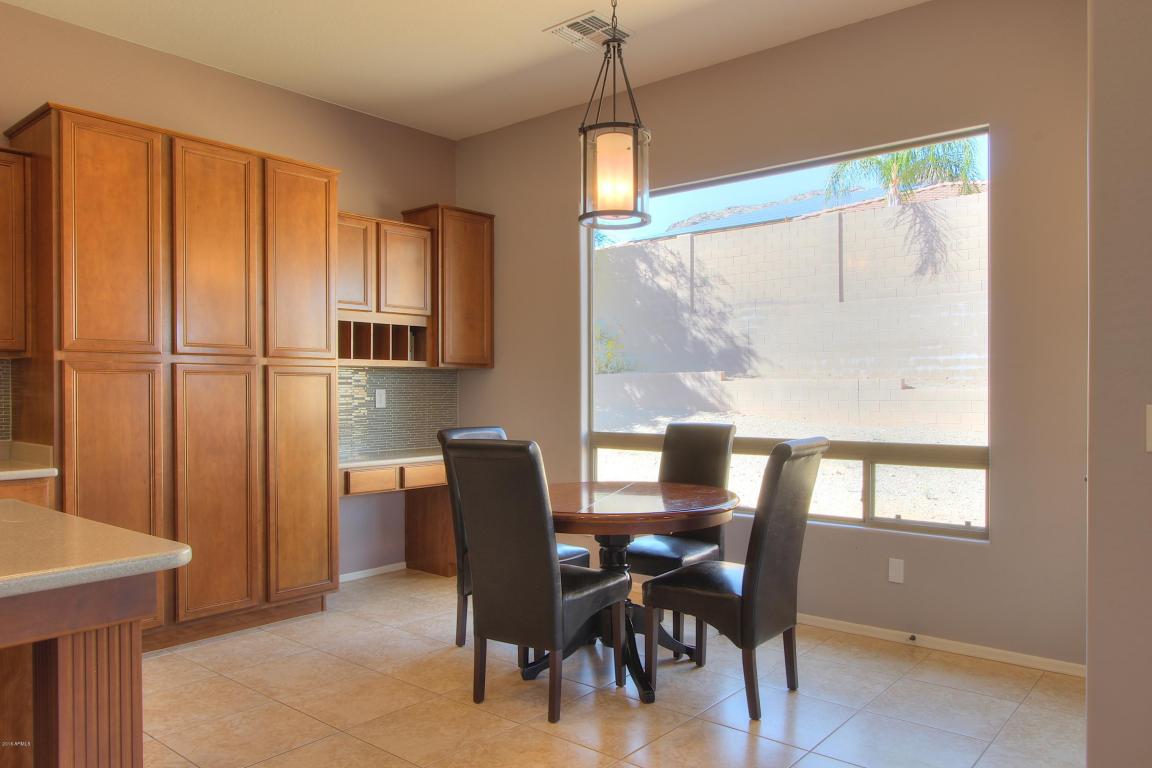 2706 W ASHURST Drive, Phoenix, AZ 85045