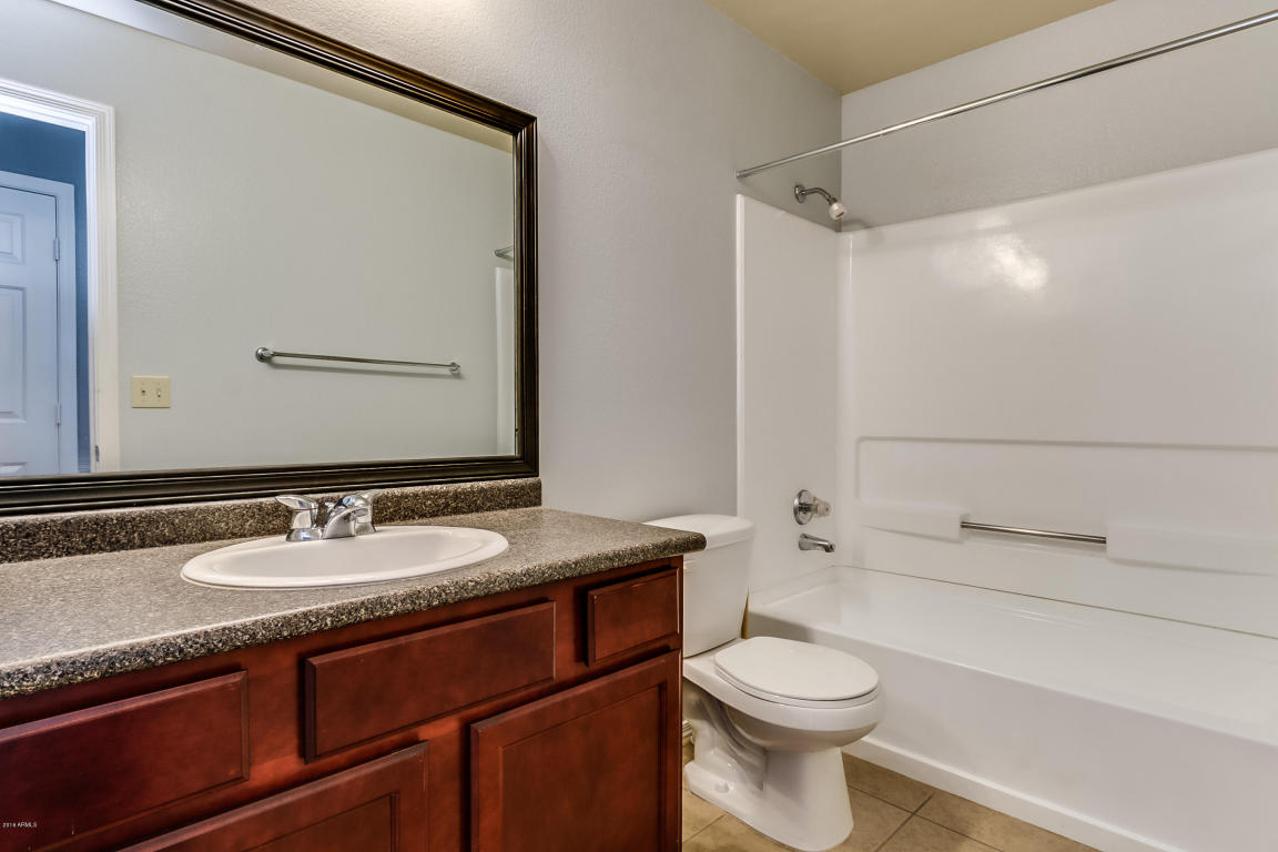 3830 E Lakewood Parkway E, Phoenix, AZ 85048