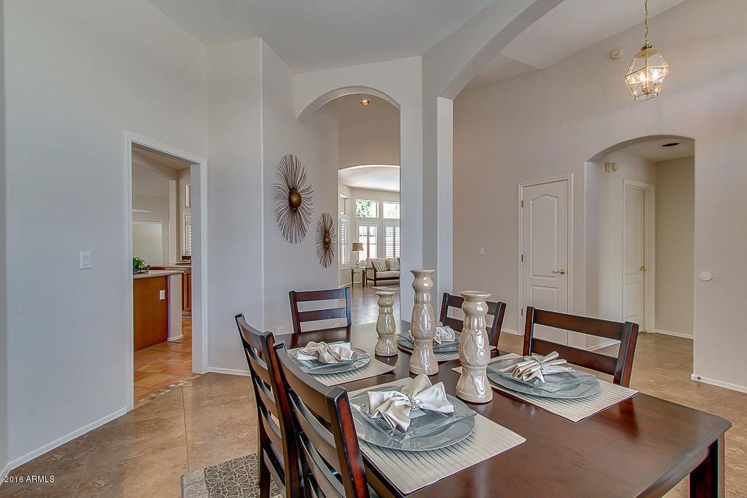 1354 E DESERT TRUMPET Road, Phoenix, AZ 85048