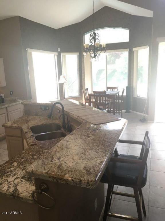 15834 S 10TH Street, Phoenix, AZ 85048