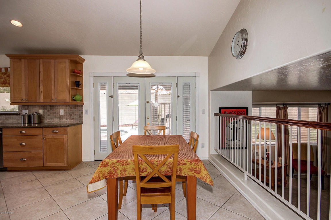 2217 E ROCKLEDGE Road, Phoenix, AZ 85048