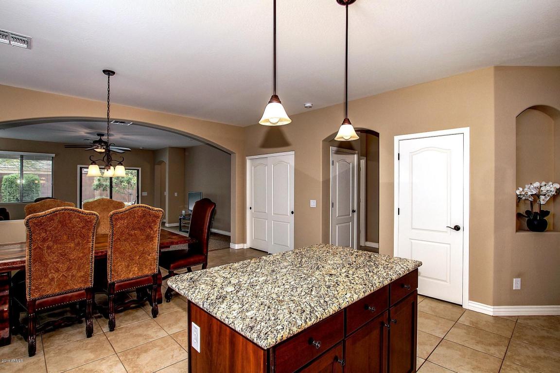 4024 E HASHKNIFE Road, Phoenix, AZ 85050