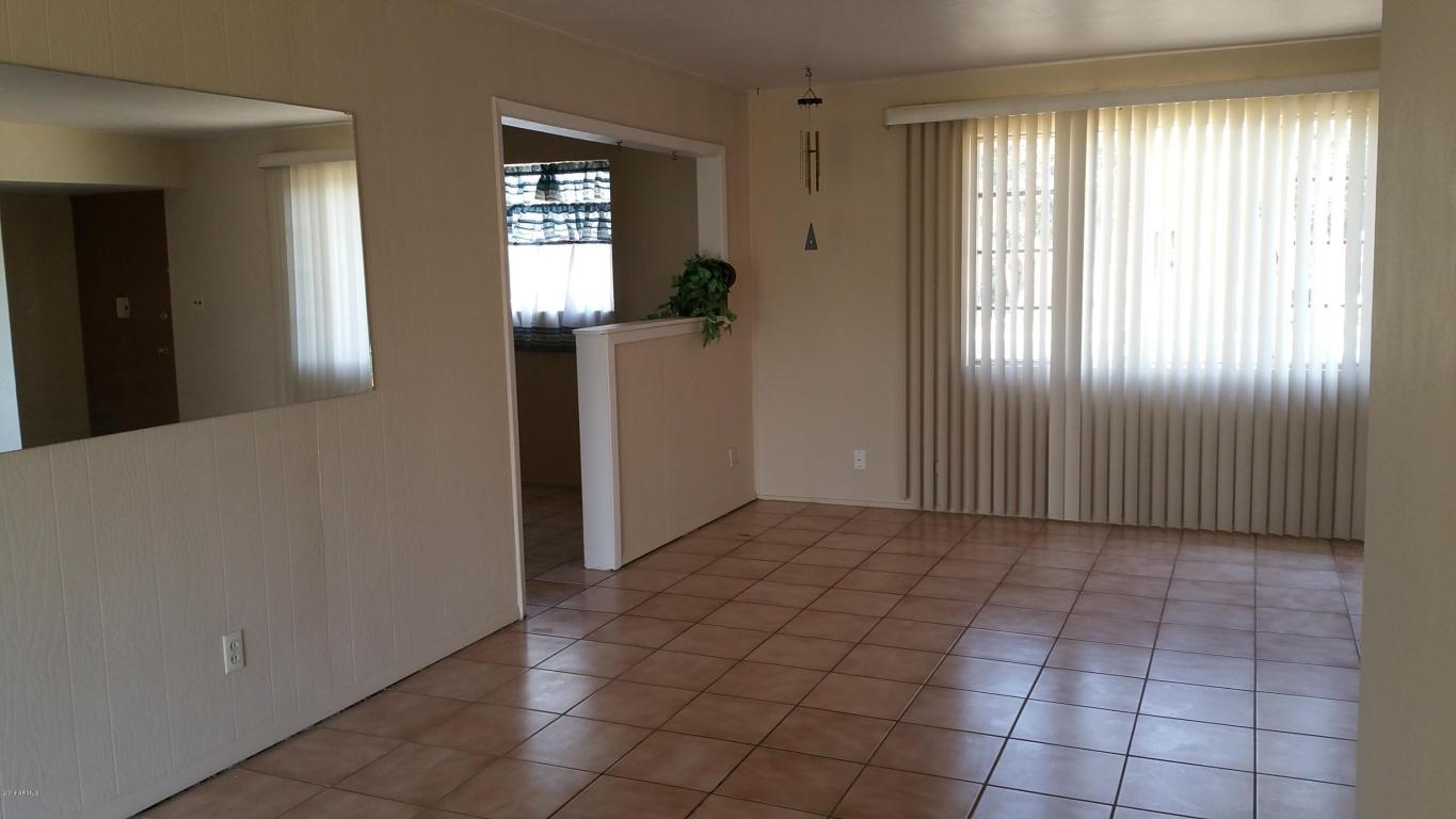 2817 W SELDON Lane, Phoenix, AZ 85051