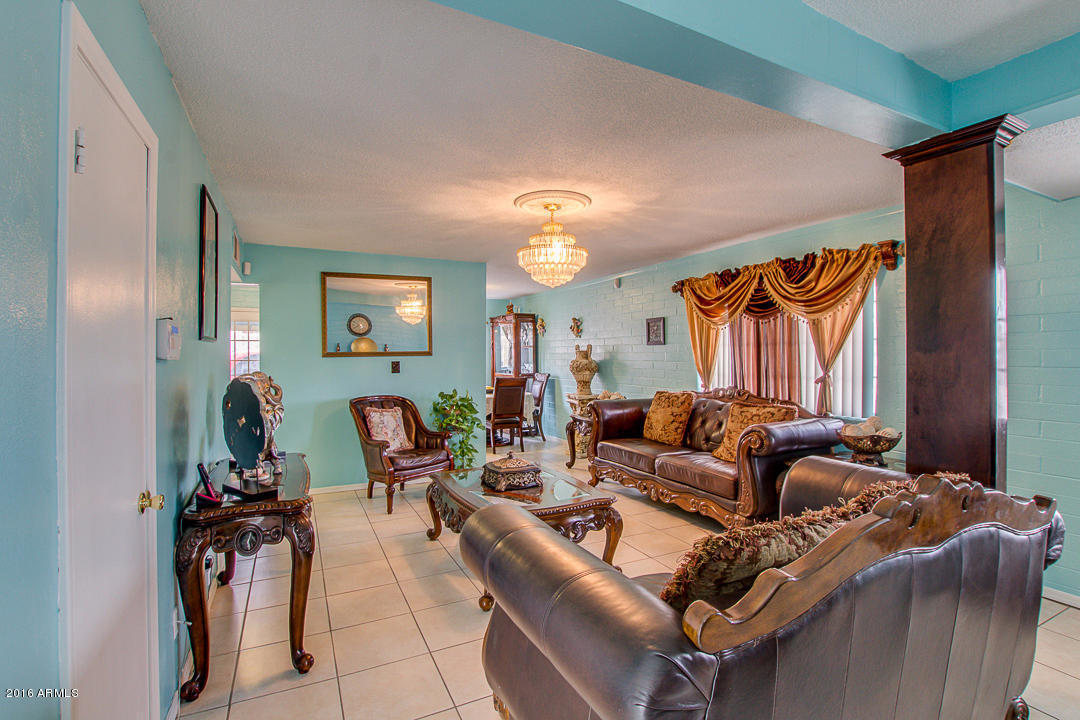 4038 W TOWNLEY Avenue, Phoenix, AZ 85051