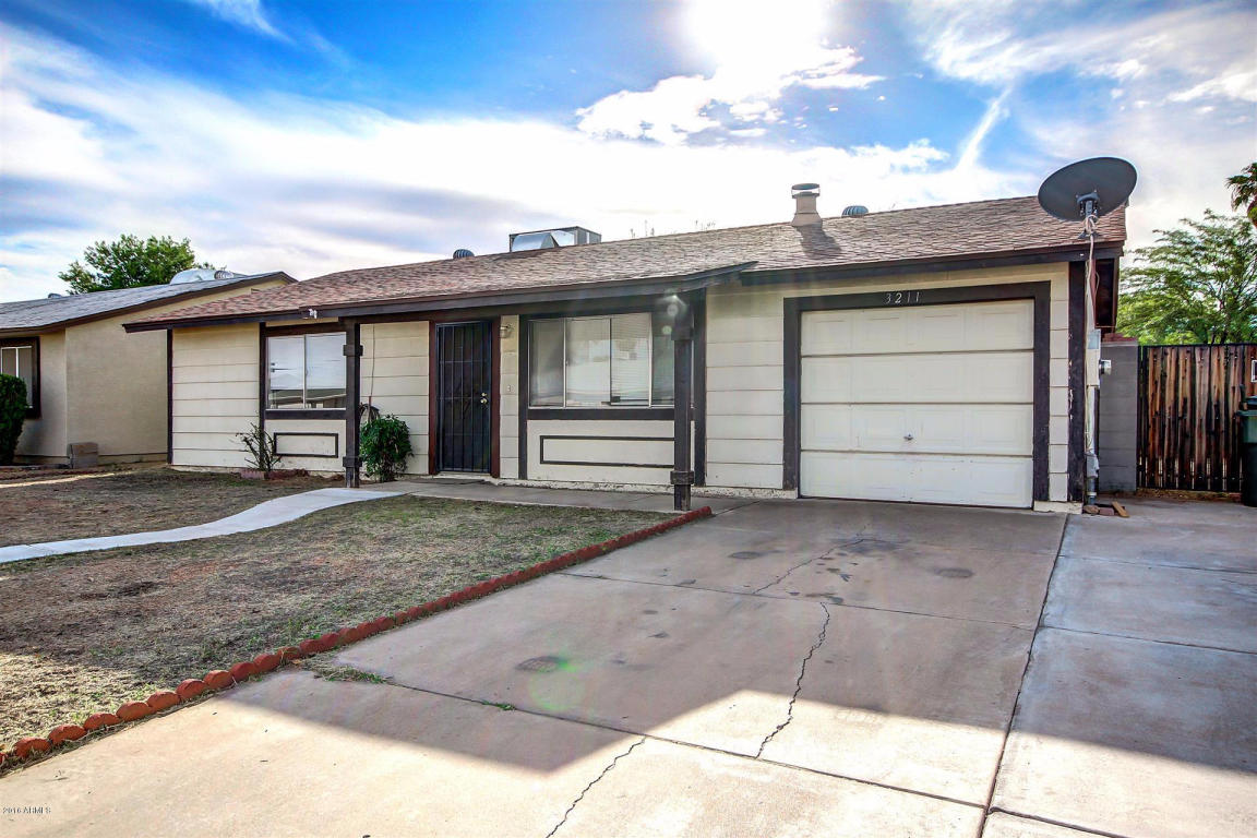 3211 W WAGONER Road, Phoenix, AZ 85053