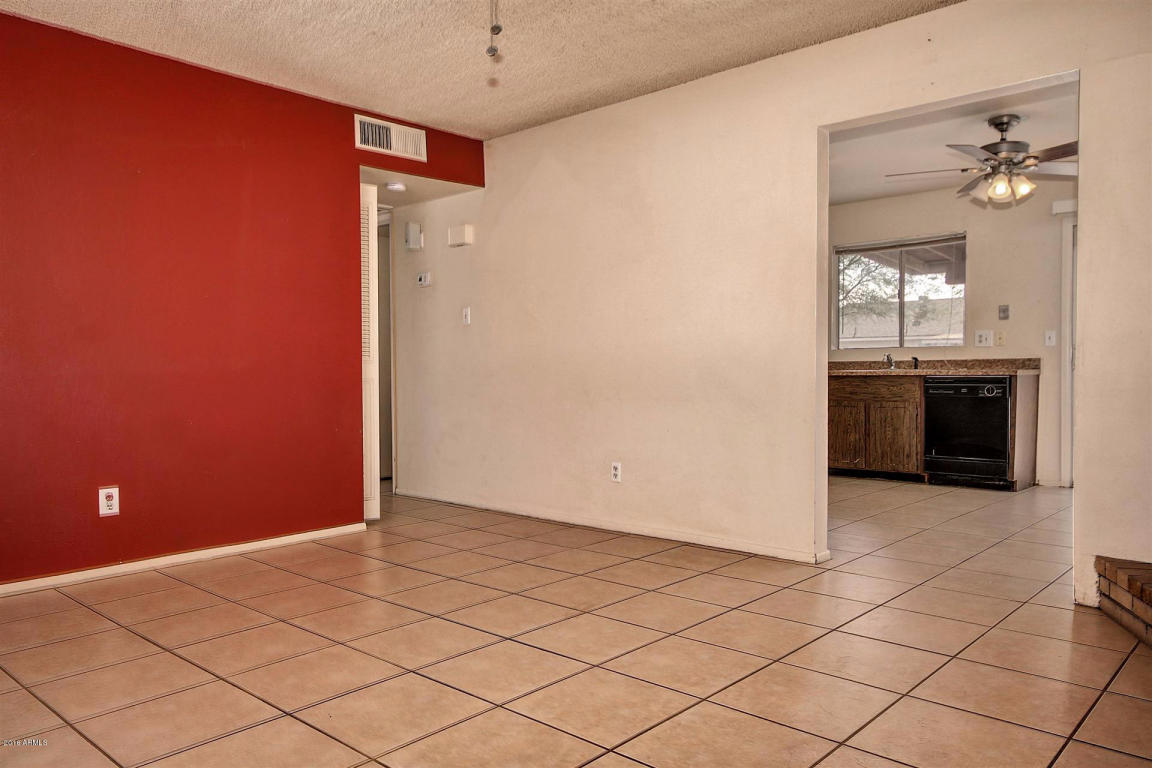 3211 W WAGONER Road, Phoenix, AZ 85053