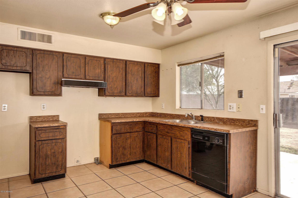 3211 W WAGONER Road, Phoenix, AZ 85053