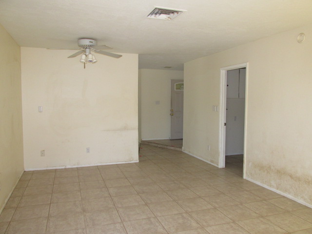 2915 W Danbury DrPhoenix, AZ, 85053Maricopa County