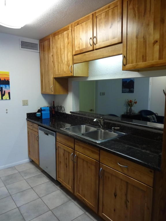 2910 W MARCONI Avenue, Phoenix, AZ 85053
