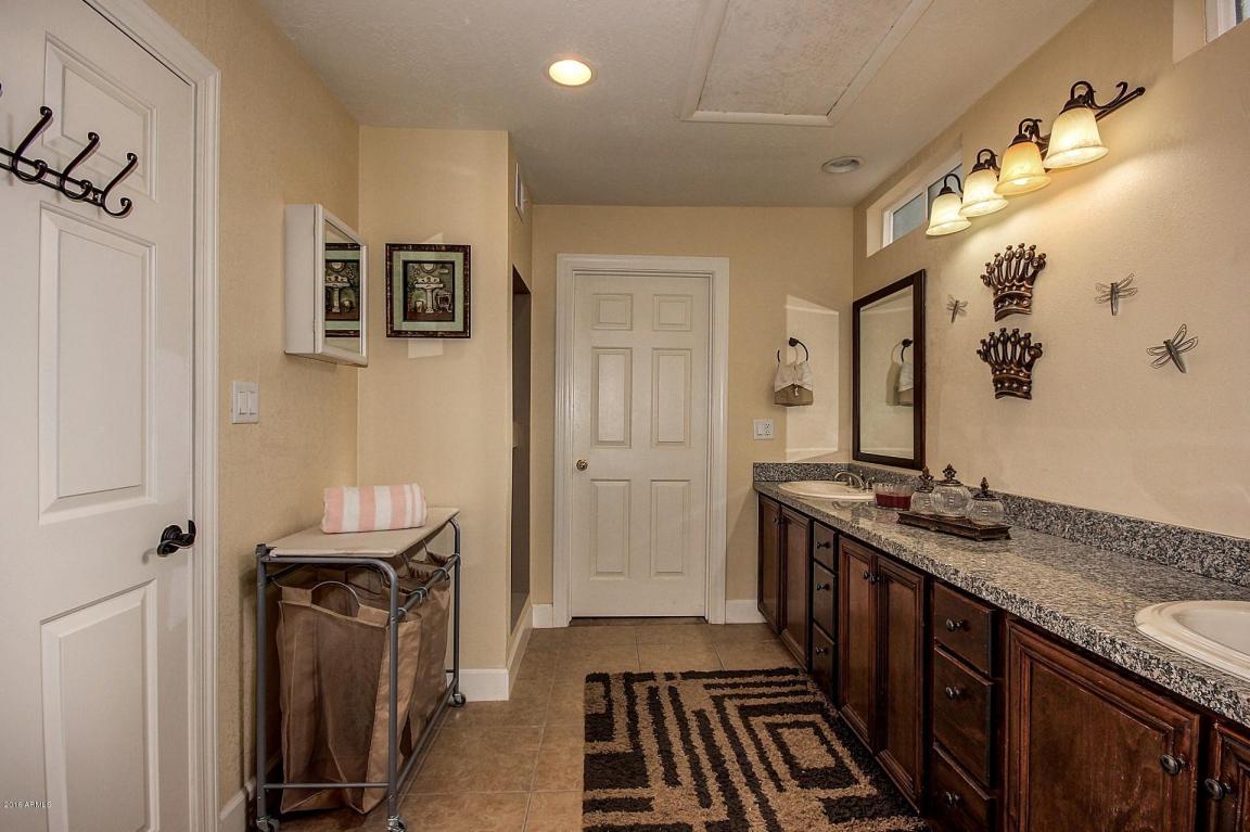 4141 W Acoma Drive, Phoenix, AZ 85053