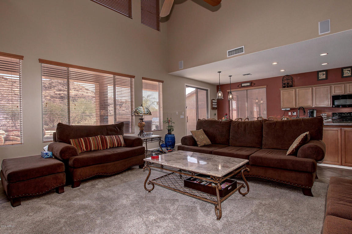 6201 W HEDGEHOG Place, Phoenix, AZ 85083