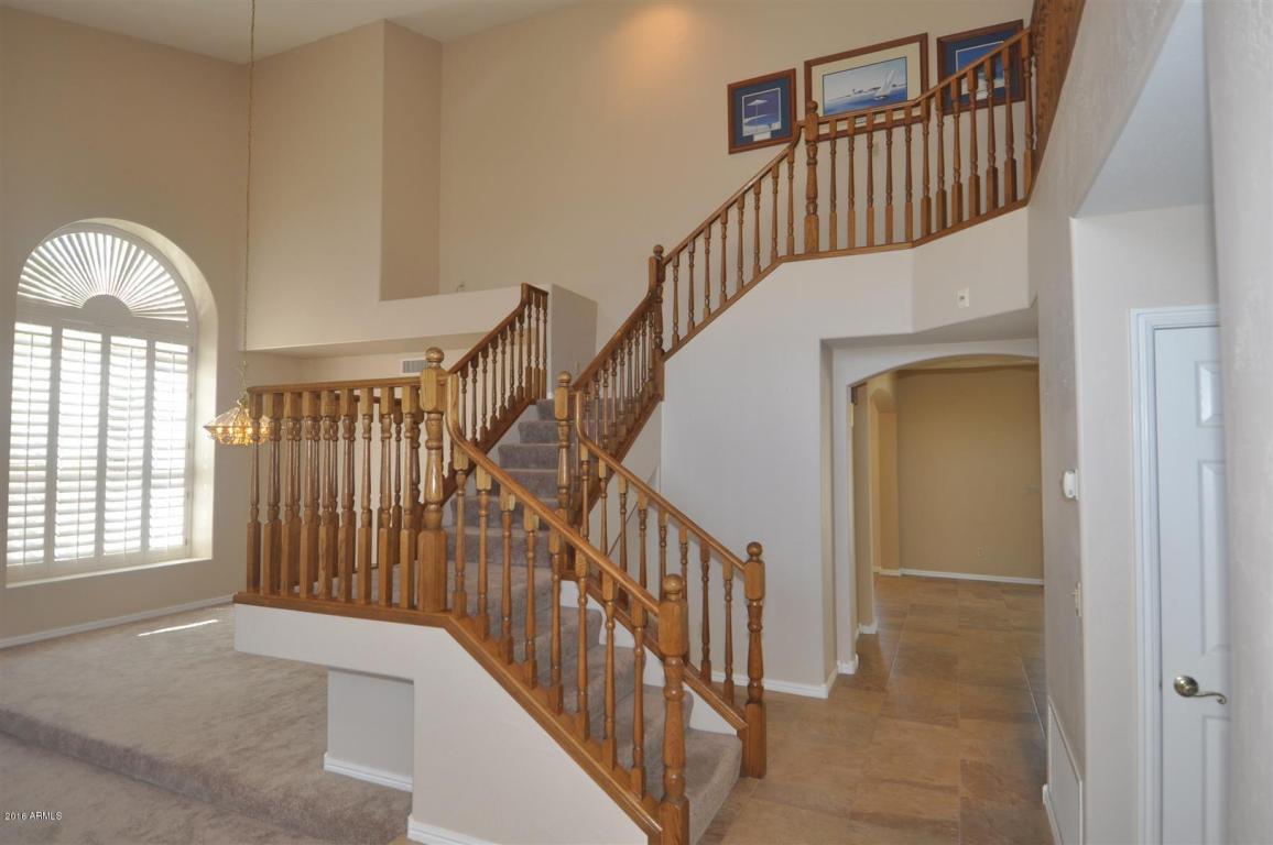 5038 W SADDLEHORN Road, Phoenix, AZ 85083