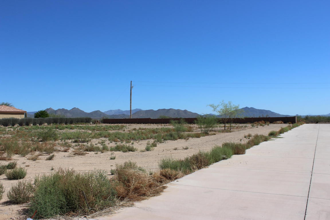 1300 E Tumbleweed Drive, Phoenix, AZ 85085