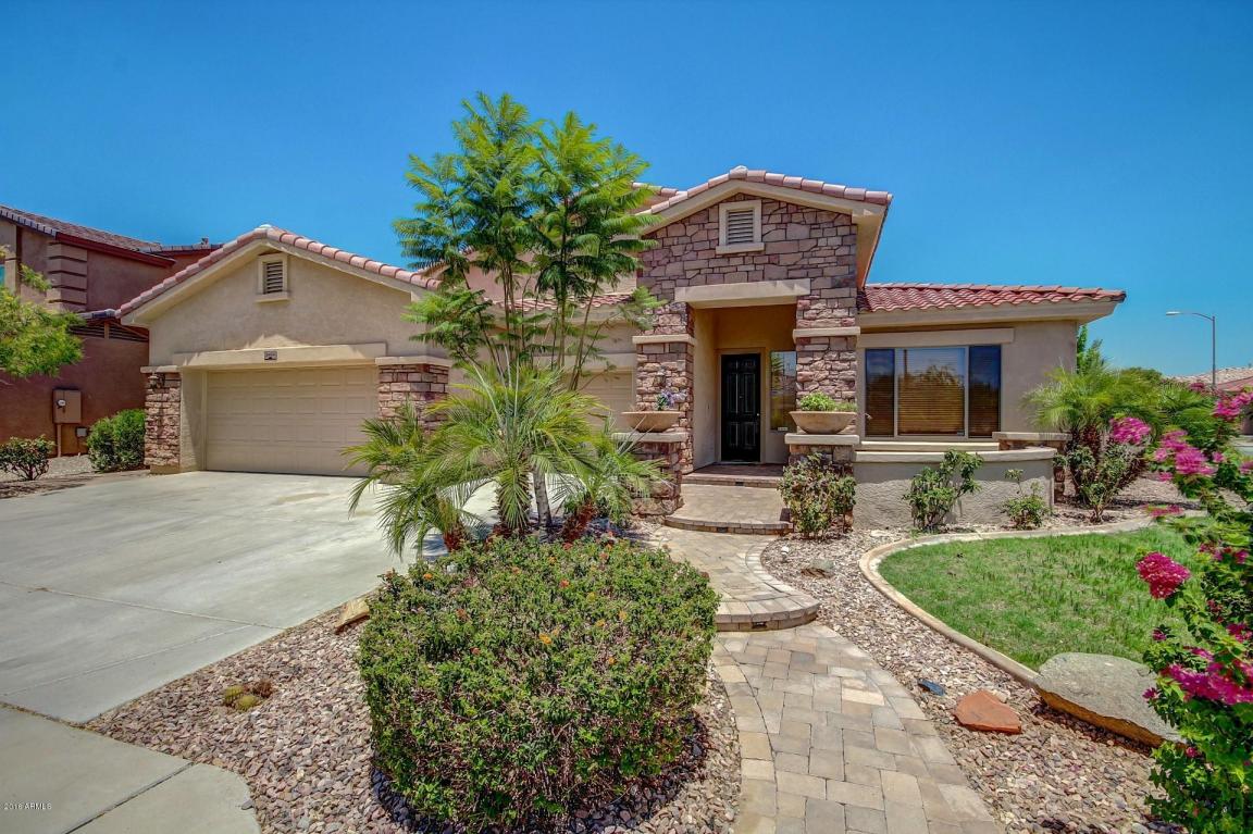 2404 W SPUR Drive, Phoenix, AZ 85085